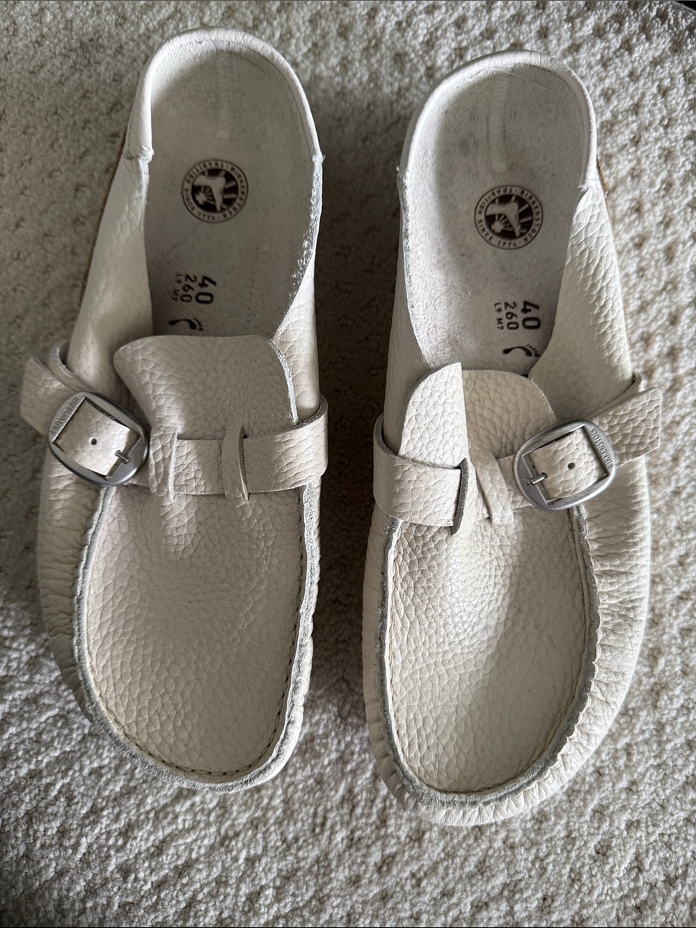 Birkenstock White Leather Mule Clogs with Buckle